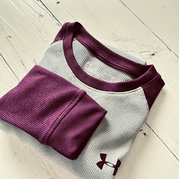 Under Armour Waffle Knit Long Sleeve Shirt Purple Gray Raglan Activewear - Picture 1 of 7